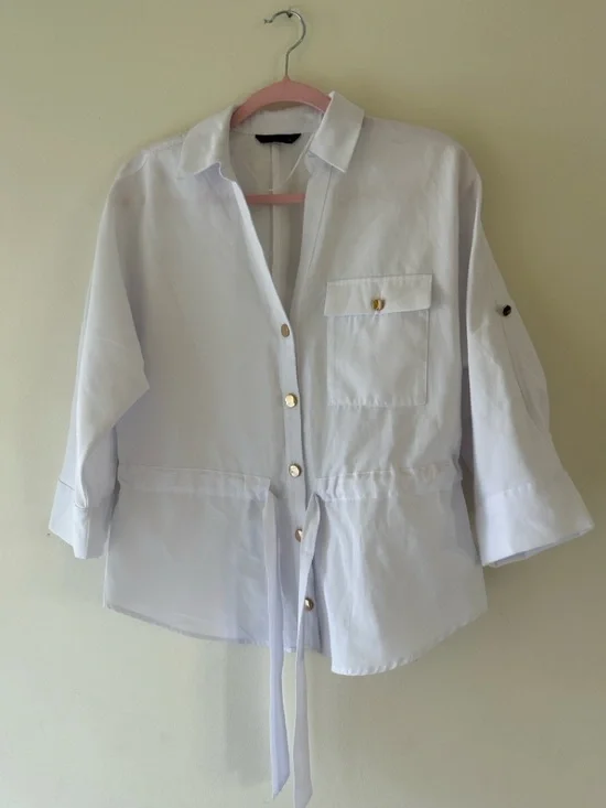 NWOT Zara White Button-Front Tie-Waist Shirt - Picture 3 of 11